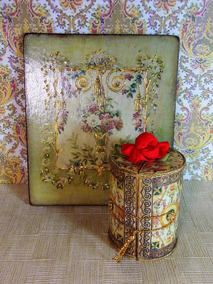 Vintage theater-box with dolls. Puppet show.1:12 scale.