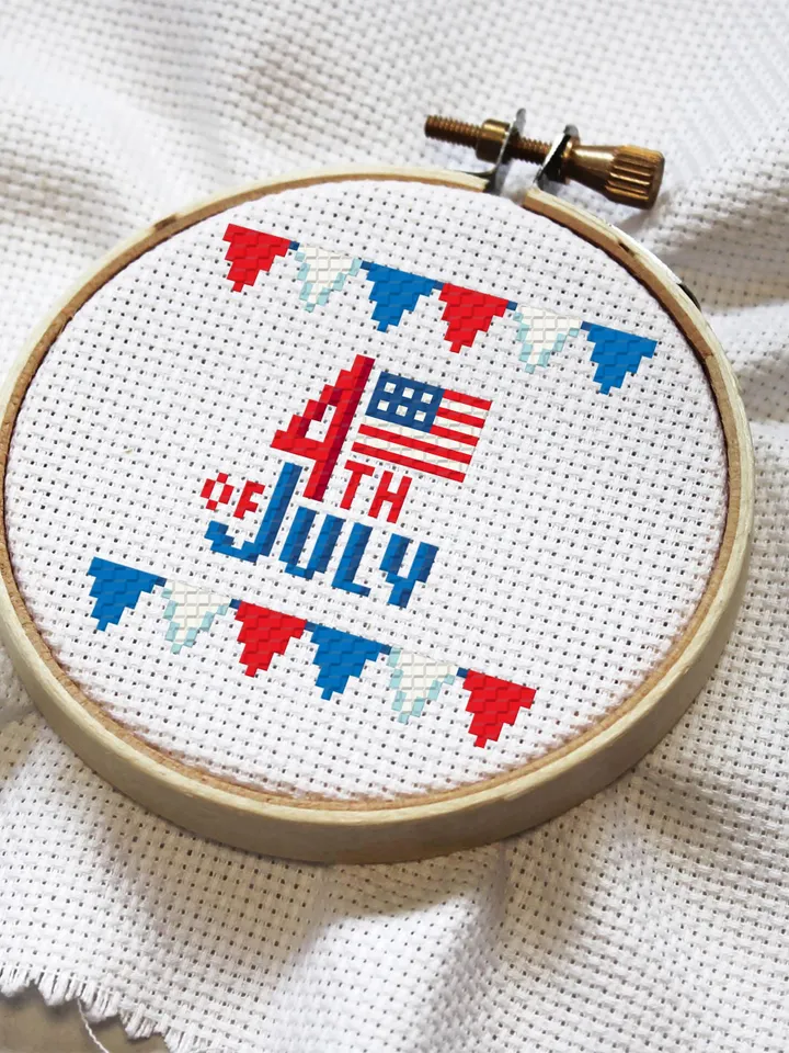 Independence Day july 4 cross stitch pattern PDF download American flag cross stitch chart, Patriotic cross stitch, Mini USA flag #T22
