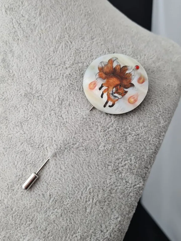 Kitsune brooch, real oil painting miniature on mother of pearl. Kitsune fox pin