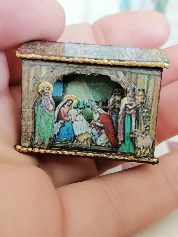 Nativity scene. Christmas miniature. Dollhouse miniature. 1:12.