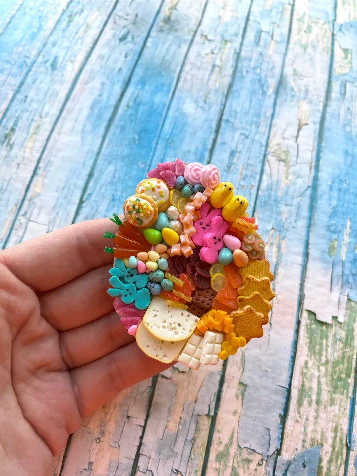 Magnet Miniature Easter Charcuterie Board with Polymer Clay Souvenir