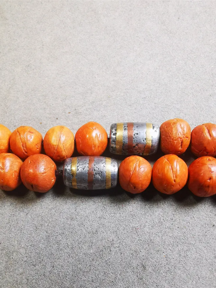 Gandhanra Handmade Tibetan Mala Spacer Beads,Cold Iron Stripe Dzi Marker Beads for Prayer Beads Necklace Accessories,0.27" × 0.47"