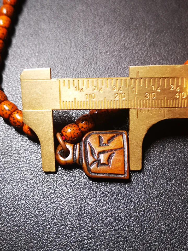 Yak Bone Carved Tibetan Letter Mala Pendant,Bead Counter Clip,Prayer Bead Accessories,Gandhanra Tibetan Amulet