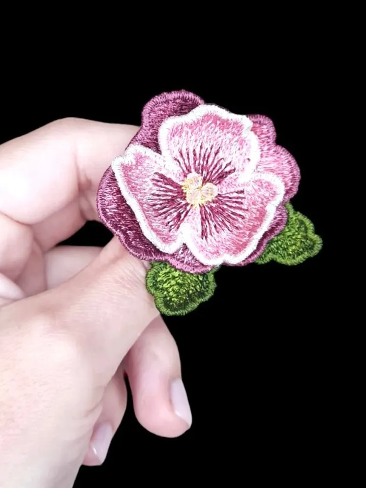 Free Standling Lace Machine Embroidery Design Pansies earrings Jewelery Embroidery Pattern FSL embroidery pattern