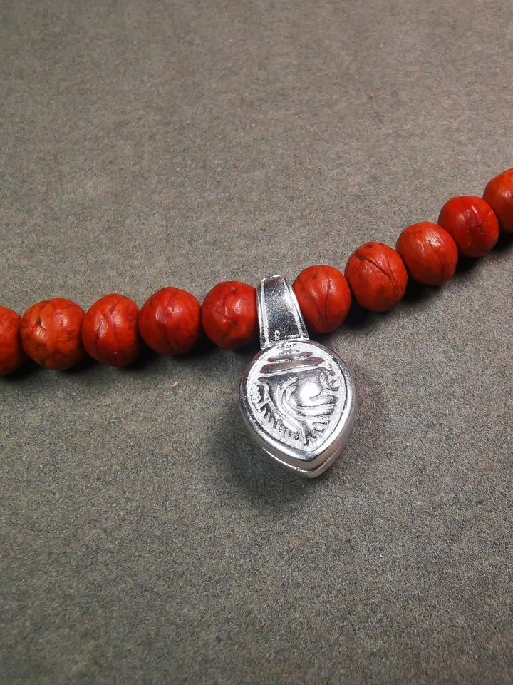 Gandhanra Handmade Buddhist Mala Counter Clip,Bum Counter Clip for Prayer Beads,Shankha / Conch Shape