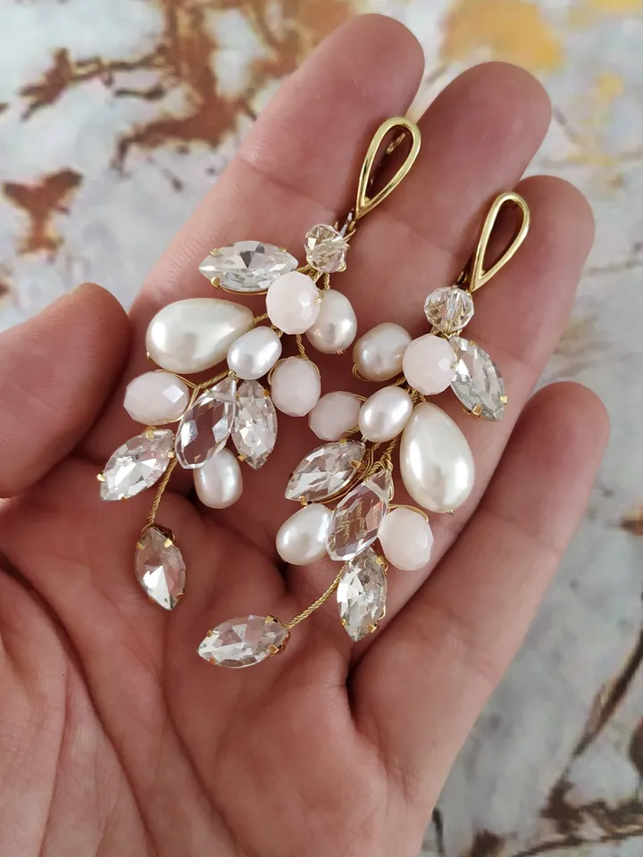 Freshwater Pearl Wedding Earrings Boho Wedding Earrings Swarovski Crystal Bridal Earrings Rose Gold Wedding Earrings Long Bridal Earrings