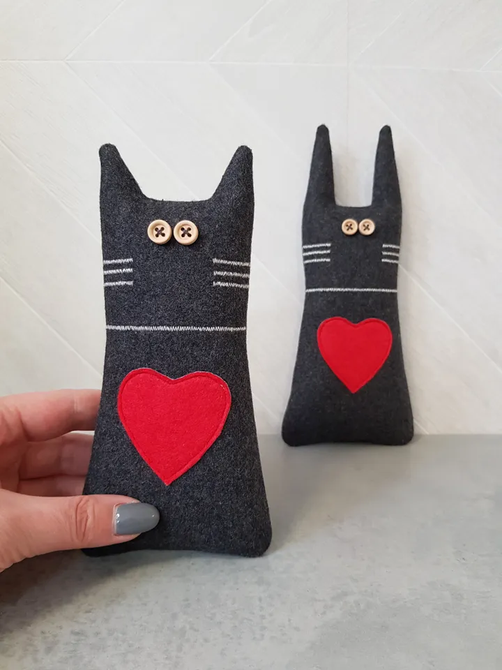 Animal dolls patterns PDF for sewing black cat and rabbit, Halloween doll diy, Stuffed animals sewing patterns