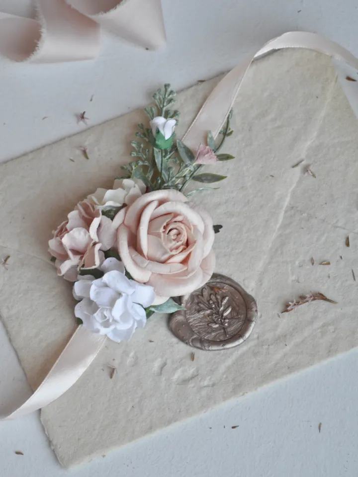 Pale pink wrist corsage, blush bridesmaids corsage, flower bracelet, flower wedding, blush pink wedding, wrist corsage