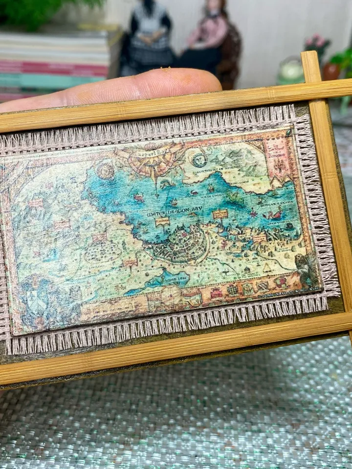 TUTORIAL.Video and Photo Tutorial.DIGITAL DOWNLOAD FOR PRINT. A set of vintage maps in 1:12 scale.