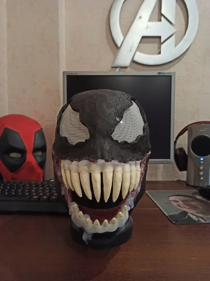 Venom mask / Venom helmet / Venom cosplay