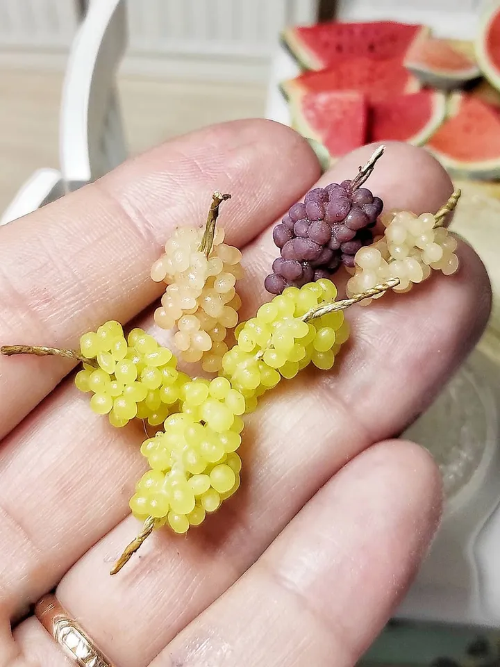 Realistic grapes, dollhouse, mini fruit, miniature, gift ideas, dollhouse decor, miniatures food, mini food, micro food