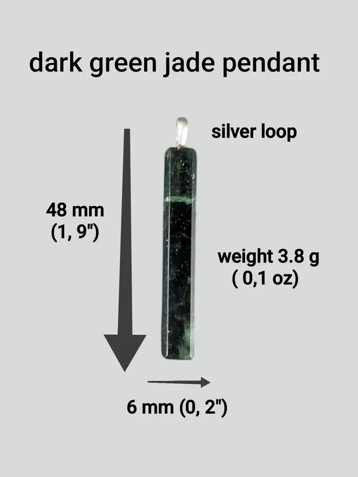 Rectangular pendant made of dark green jade in the shape of a column.