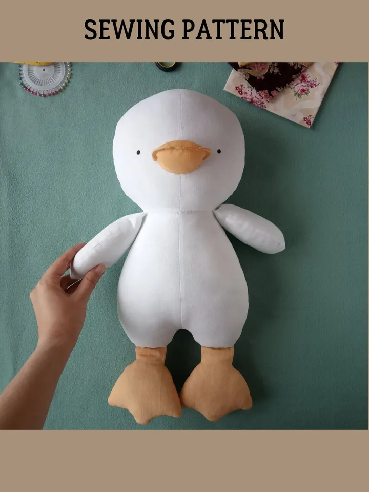 Stuffed Duck Pattern (2 sizes) & Tutorial