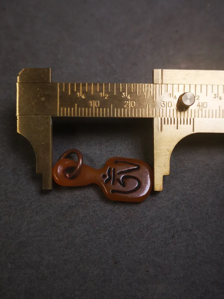 Gandhanra Tibetan Yak Bone Carved Tibetan Alphabet OM,Mala Pendant,Bead Counter Clip,Prayer Bead Accessories,