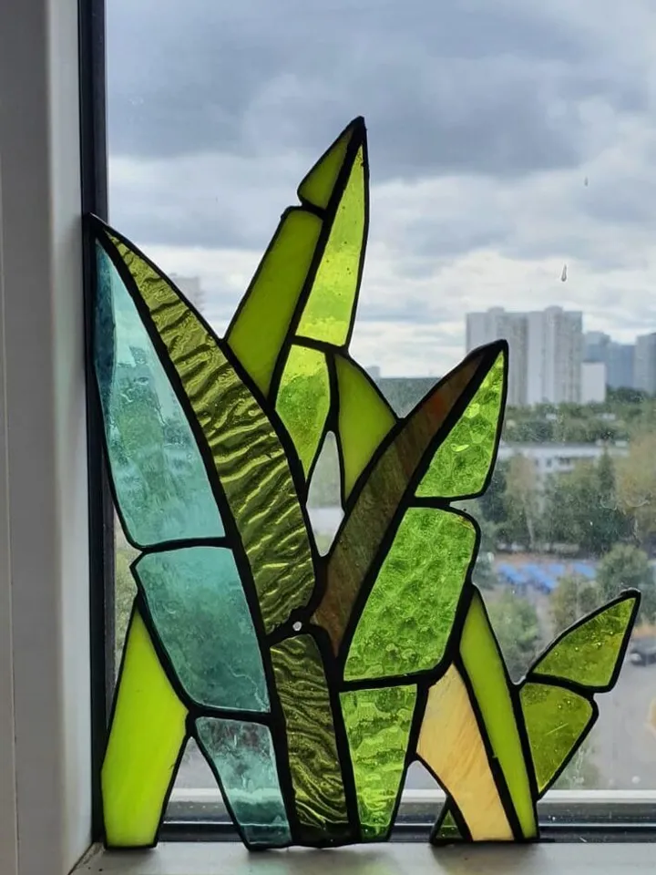 Tiffany Stained Glass: Window Corner "Leaves"
Tiffany Glass Art: Leaf Corner for Window
Tiffany-Style Stained Glass: Window Corner with Leaves
Tiffany Stained Glass: "Leaves" Corner Piece for Window
Tiffany-Style Stained Glass: Leaf Design for Window Corn