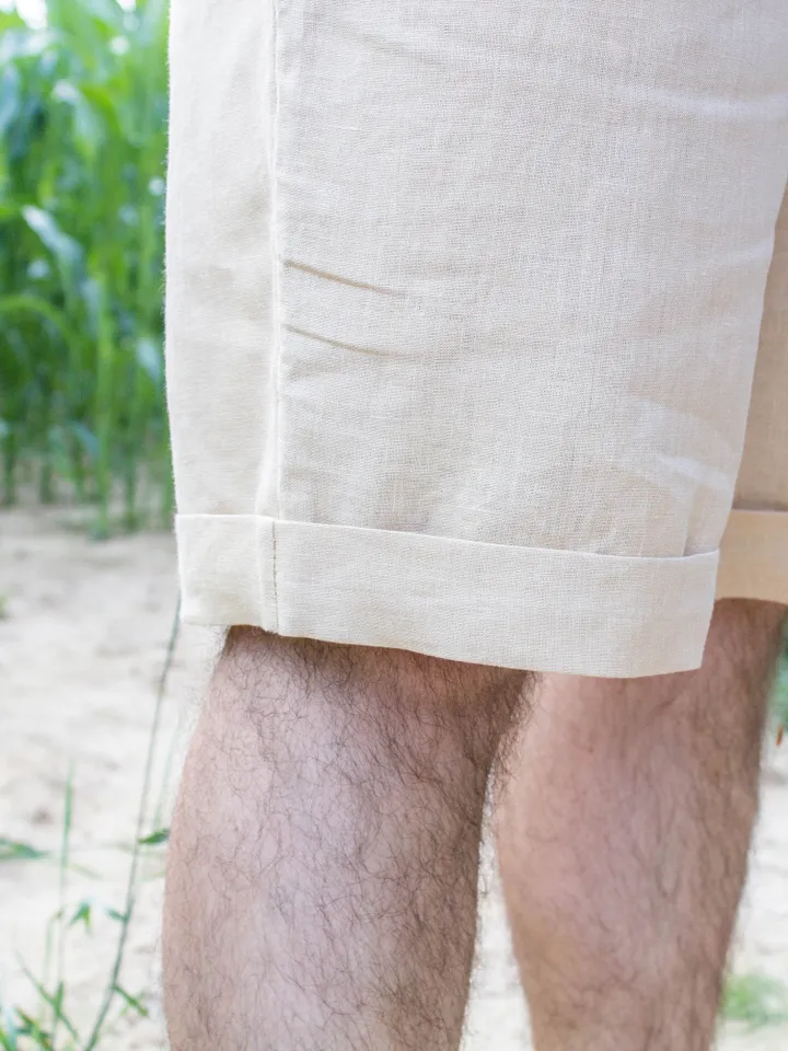 Beige linen shorts for men with pockets and with elastic waist / Mens summer linen shorts / Linen organic clothing