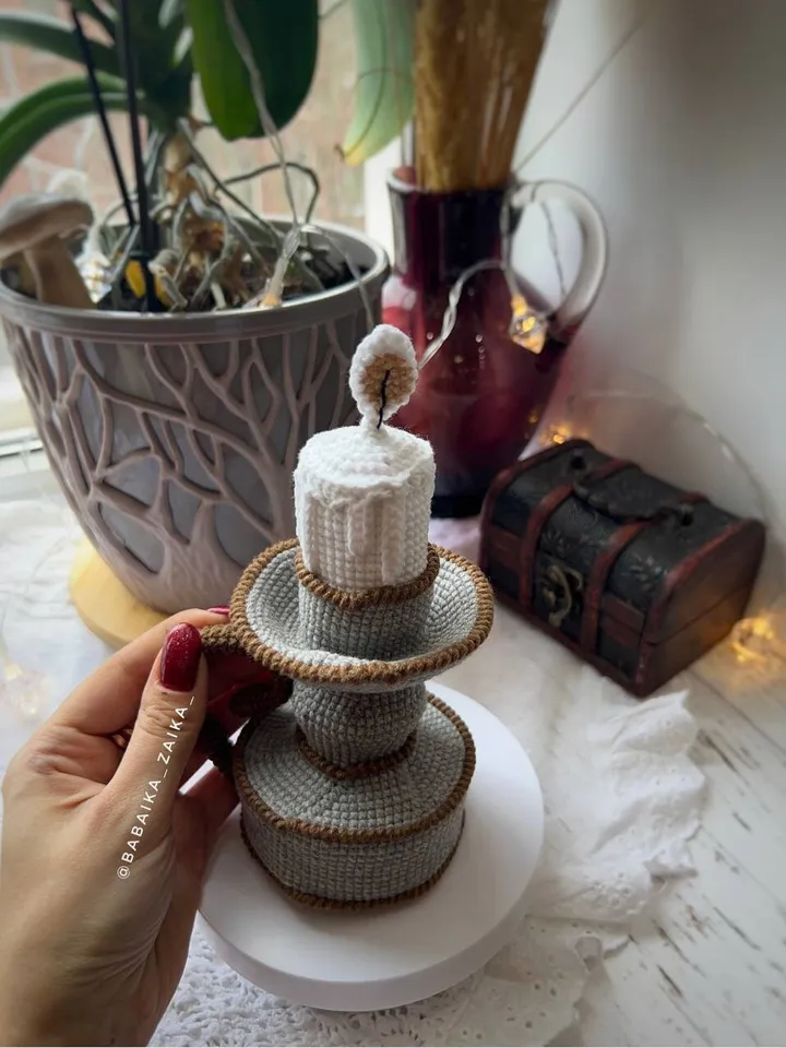PDF Angel with Candelabrum Crochet Pattern, Amigurumi Angel Pattern Candle Pattern, Crochet holder with candle, Angel doll, Amigurumi decor