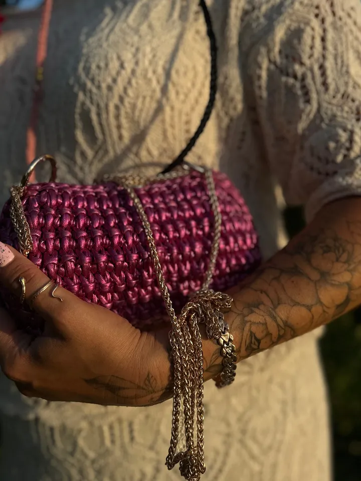 Crochet pattern small women doll handbag PDF digital instant download and video tutorial, Women Chain Strap Pink bag, fairy core