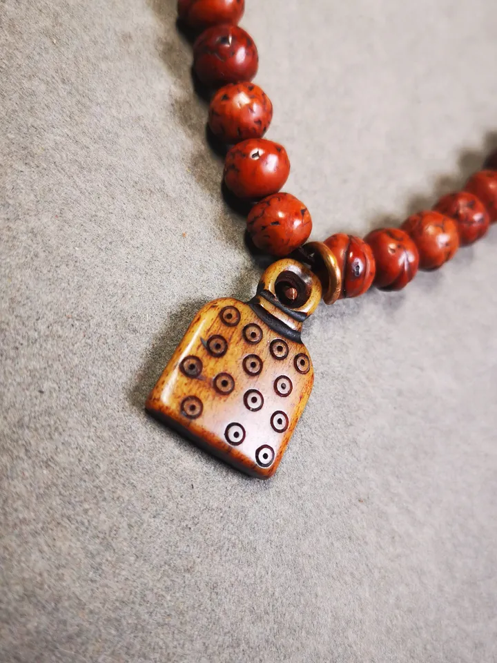 Yak Bone Carved Mantra Dot Mala Pendant,Bead Counter Clip, Prayer Bead Accessories,Gandhanra Tibetan Amulet