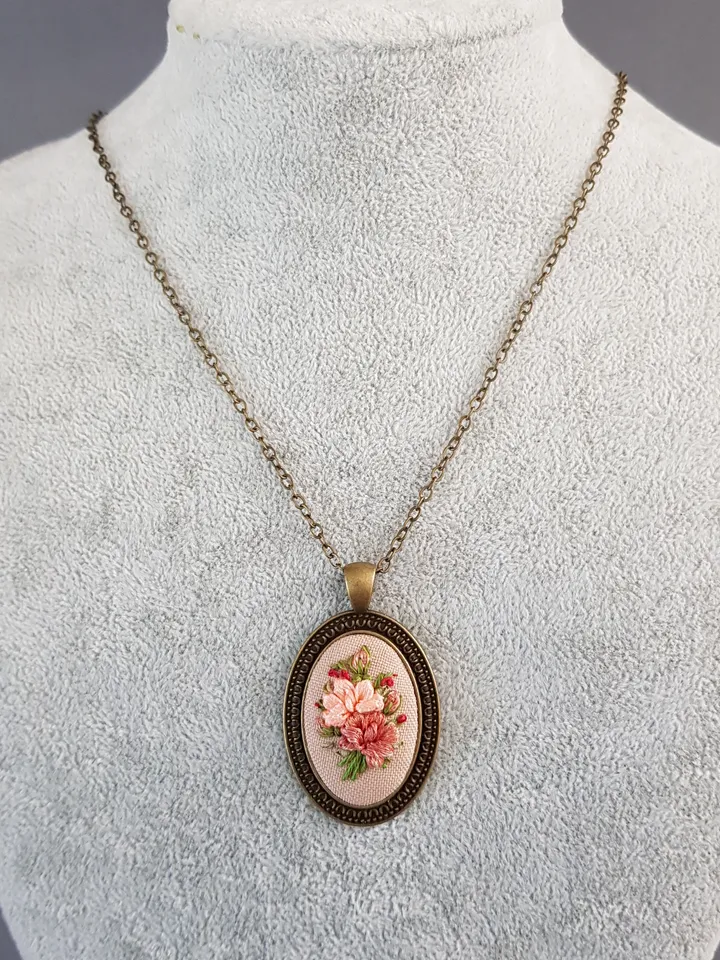 Hand embroidery pendant for her, embroidery jewelry, handmade necklace, Christmas gift and Mother day gift