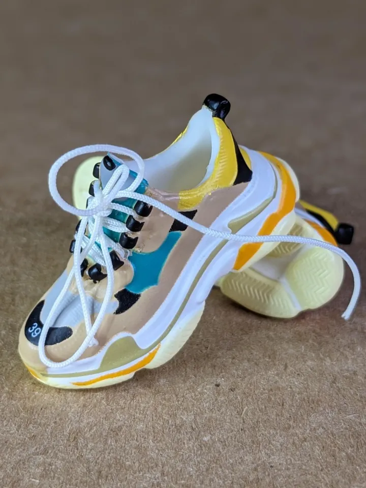 Beige, Green & Yellow sneakers for 11 inch female dolls (MH g1, g2, g3 or EAH)