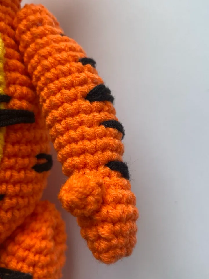 Tigger PDF amigurumi crochet pattern
