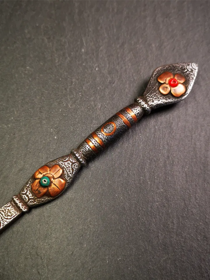 Gandhanra Handmad Tibetan Buddhist Tsog Offering Spoon,Serving Ritual Implement for Worship Ceremony,7.1"