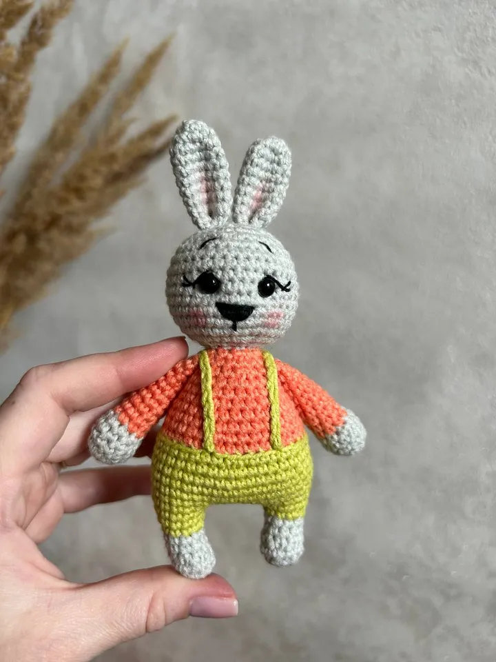 Crochet bunny, stuffed animal toy, bunny toy, amigurumi toy bunny
