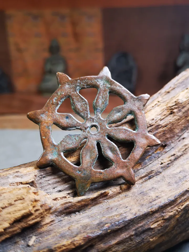 Gandhanra Vintage Tibetan Buddhist Amulet,Prayer Wheel,Lucky Wheel,Dharma Chakra,57mm