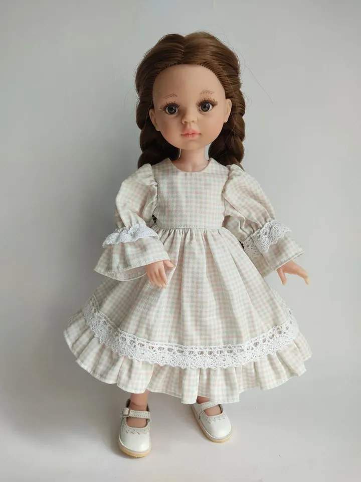PDF sewing pattern for Paola Reina dolls.