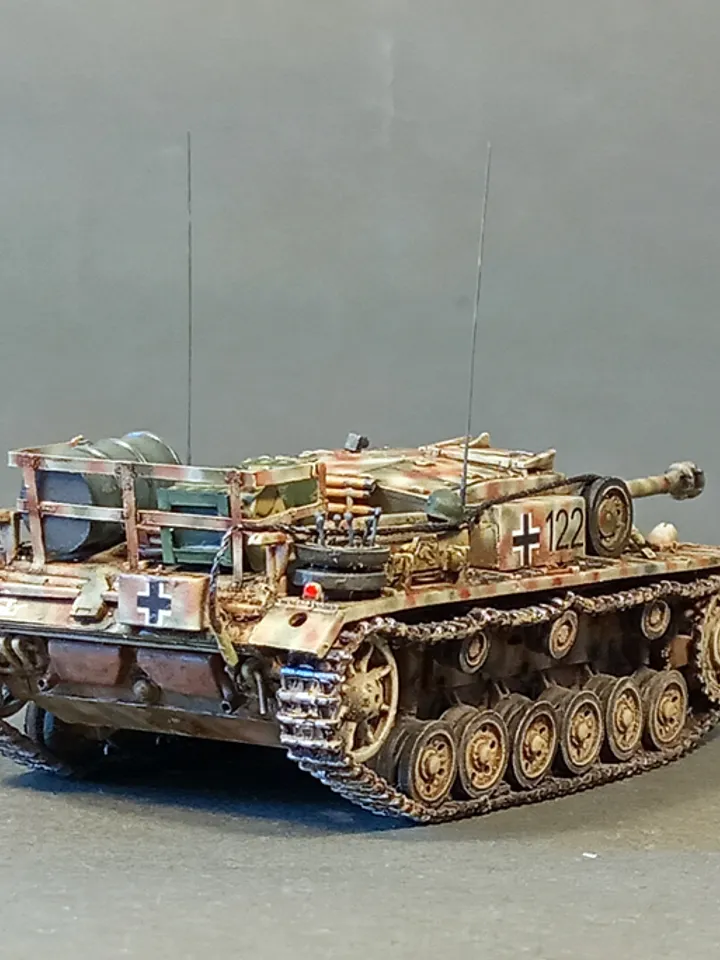 Pro Built model StuG III Ausf.E 232nd StugBrg, Kenigsberg, 1/72 scale