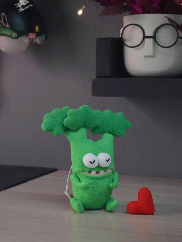 Plush Broccoli Toy Pattern – Fleece Softie PDF Tutorial