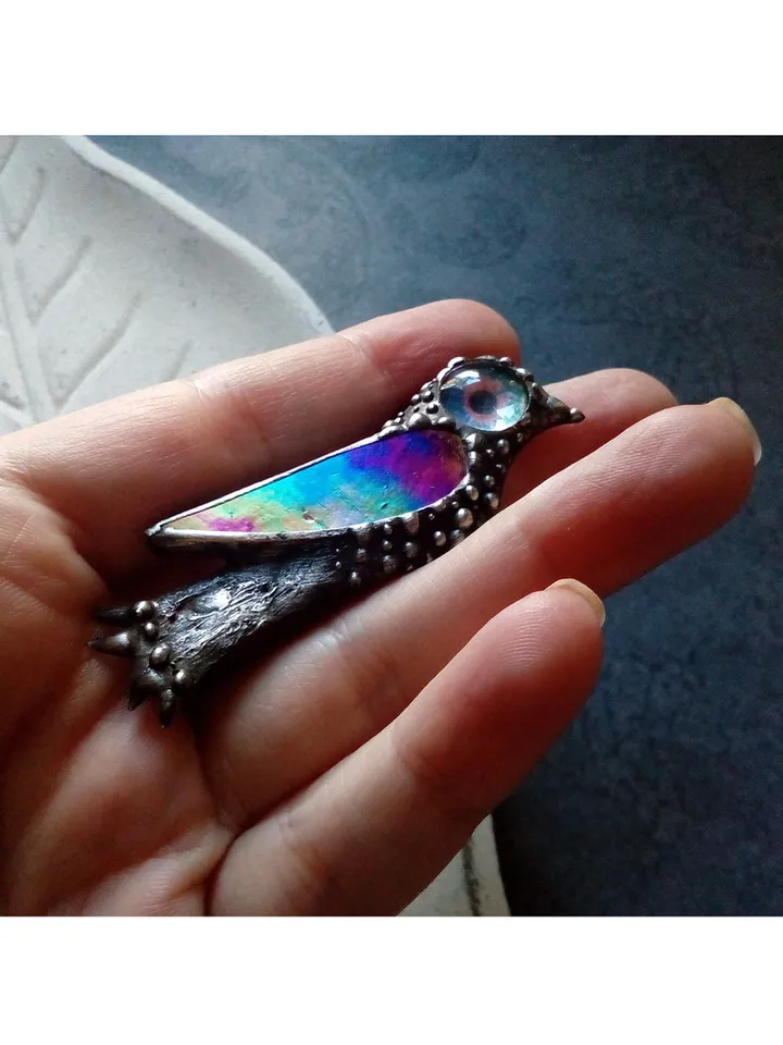 Stained glass bird brooch, Hummingbird pin, iridescent stained glass, exotic bird pin, Tropical bird brooch