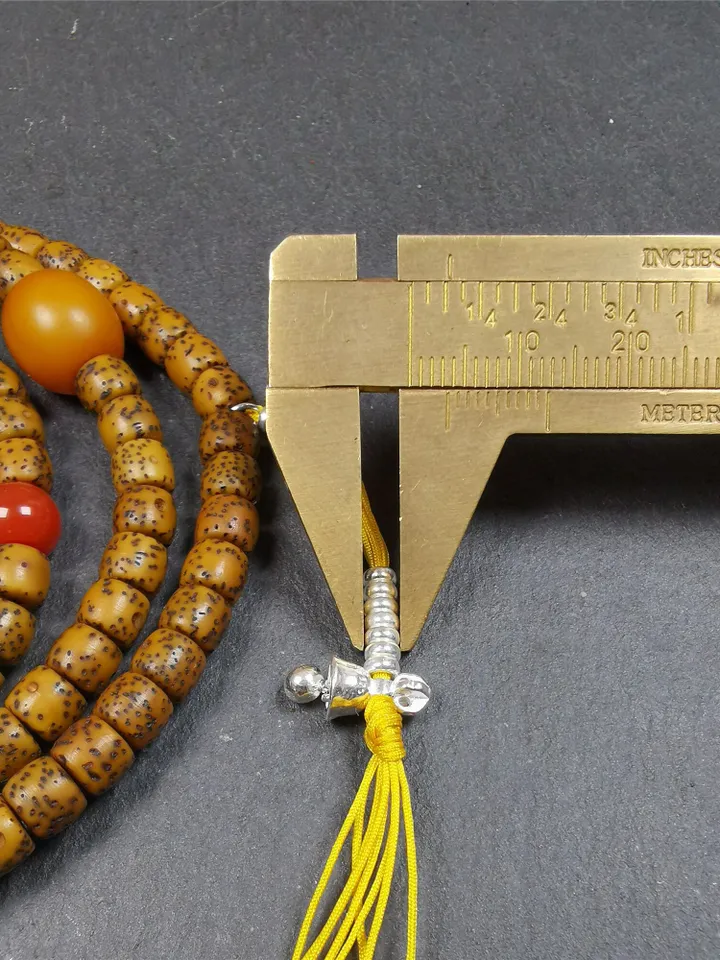 Gandhanra Old 108 Tibetan Lotus Seed Beads Mala,Prayer Beads Necklace for Meditation,Diameter 0.24", Circumference 23"