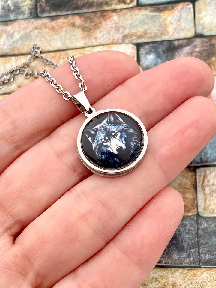 Black wolf, steel pendant with glass