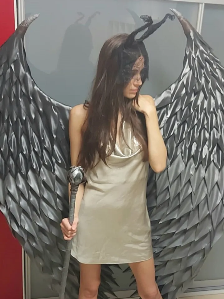 Maleficent Wings with Horns and Staff, Black Angel Wings, Maleficent Costume, Cosplay Wings, Queen of Darkness Outfit