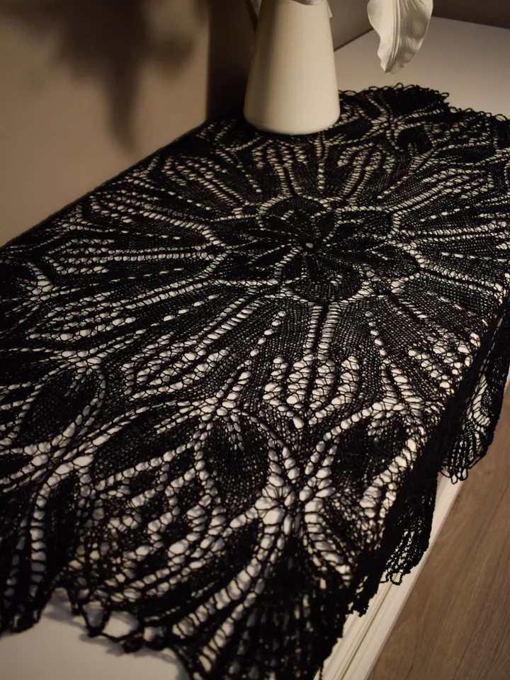 round knitted tablecloth