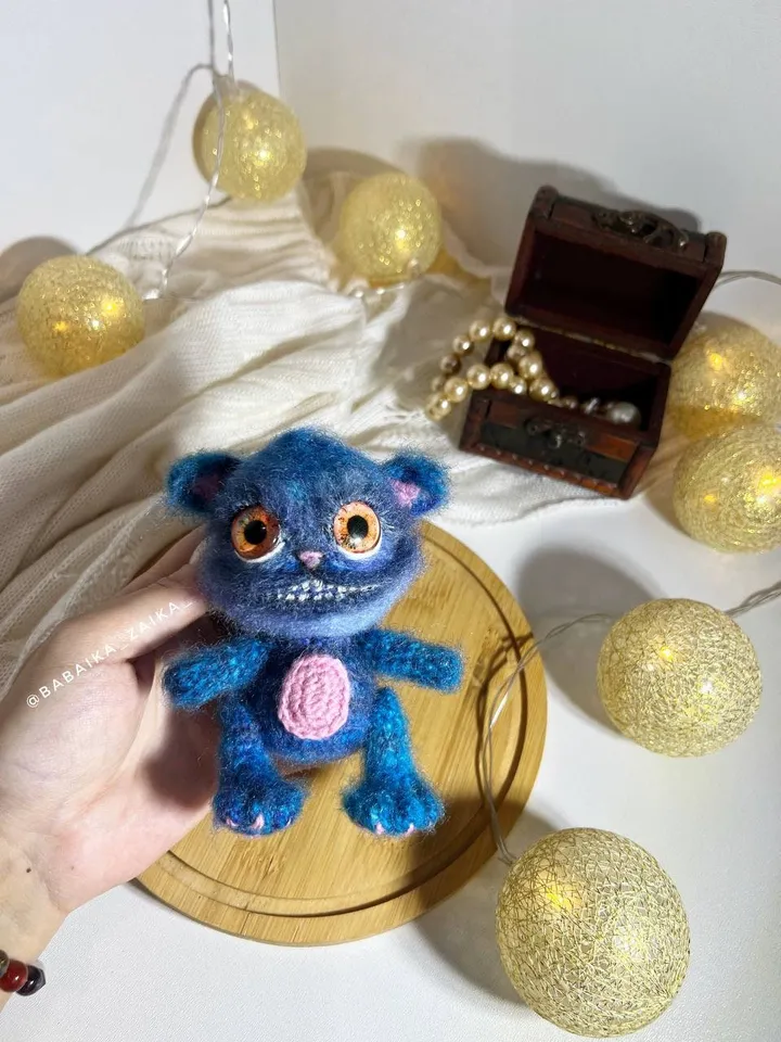 PDF Pattern Cheshire Cat Doll, Alice in Wonderland, Amigurumi Cheshire cat, Realistic Pattern Cheshire Amigurumi baby cat Alice's Adventures