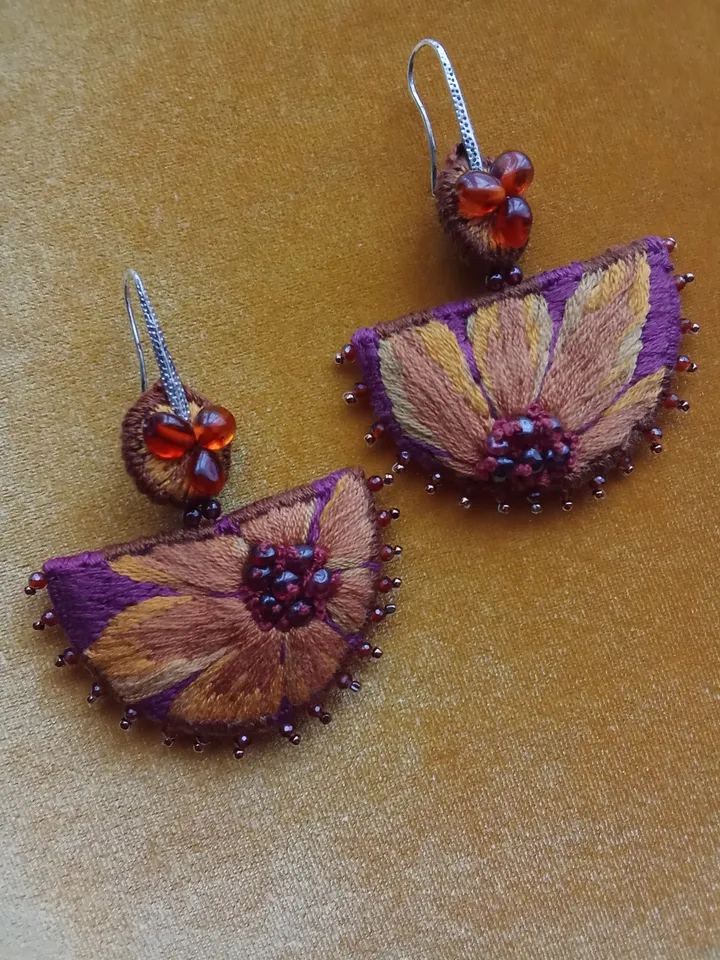"Golden cosmea" earrings