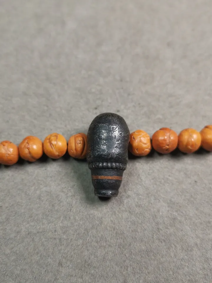 Gandhanra Tibetan Cold Iron Guru Bead,Skull Shape T-drilled 3-Hole Prayer Bead,Mala Bead,Connector Bead for Buddhist Bead Accessories