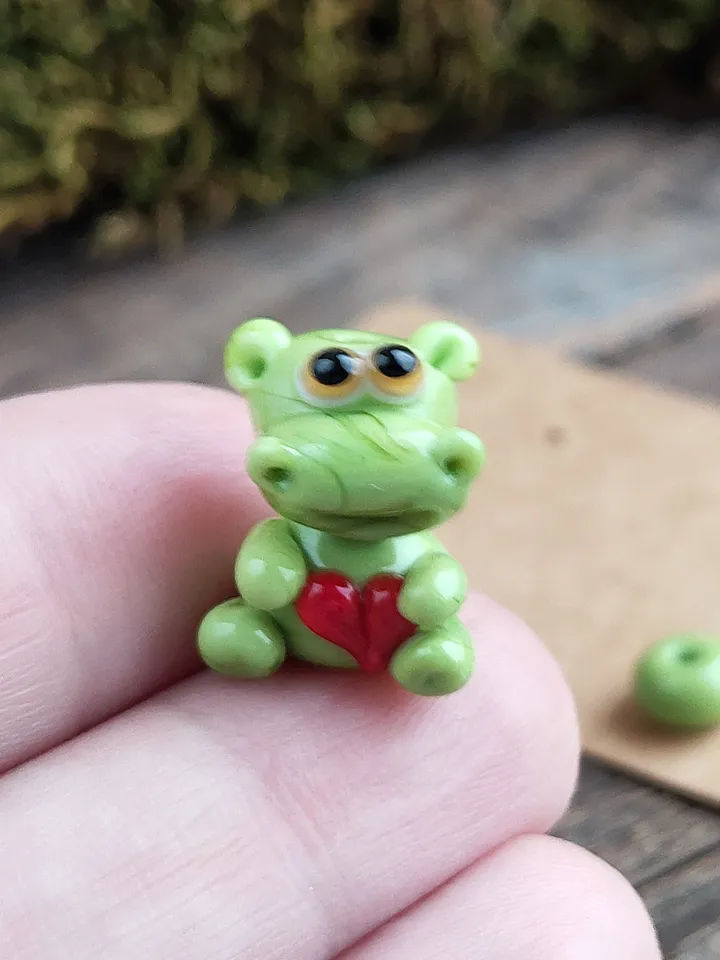 Hippo gifts Hippo ornament Hippo miniature Hippo figurine Hippo art Hippo Christmas Hippopotamus statues Begemoth figurine Glass hippo