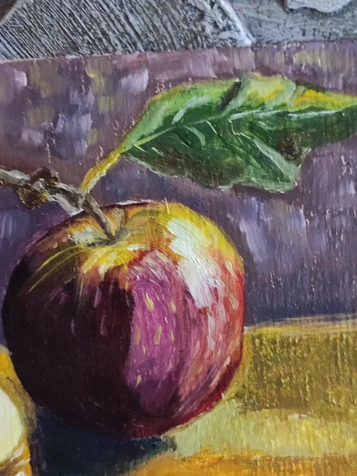 shiny red apples