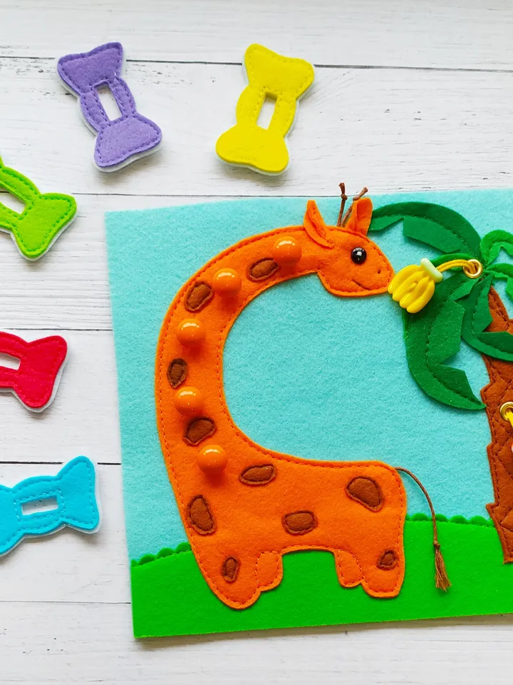 Felt Quiet book Pattern pdf , Felt book pattern , Soft sensory book tutorial, Activity book sewing ideas for toddler 2, 3, 4 year old