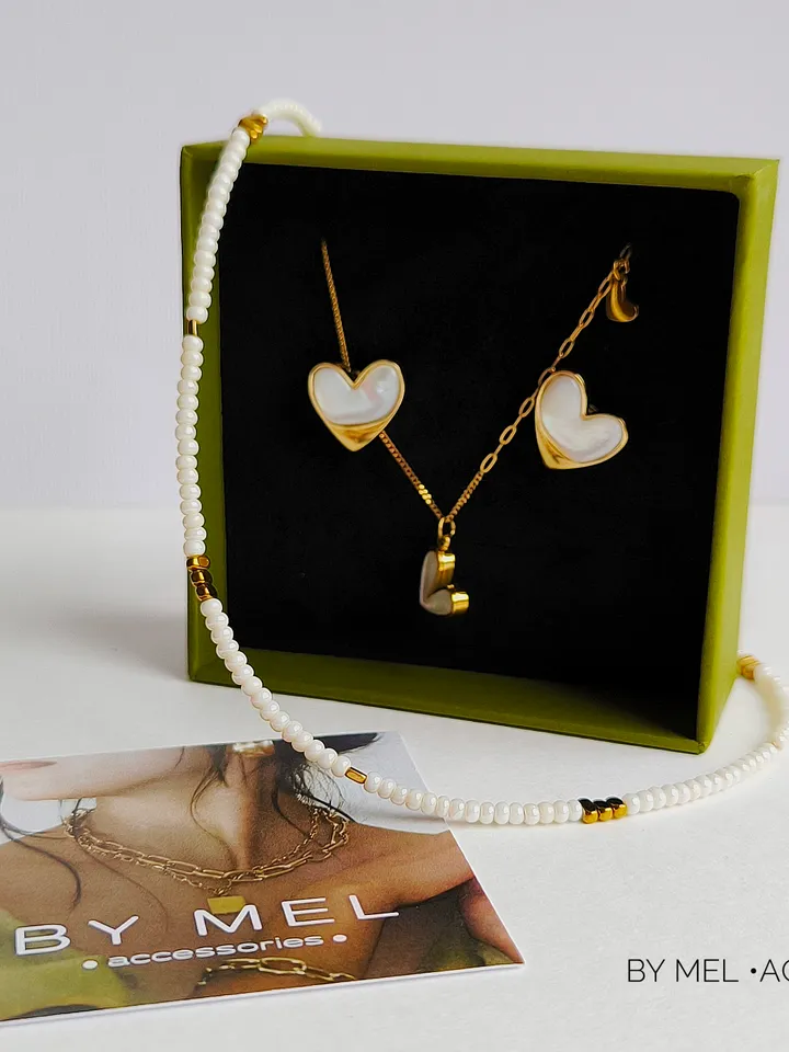 Set of jewelry, Necklace, choker, earrings, trendy jewelry