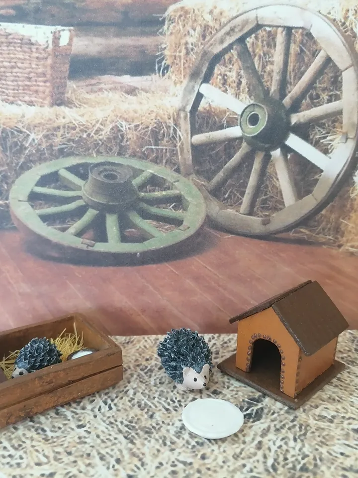 Hedgehogs for the doll house. Dollhouse miniature.1:12 scale.