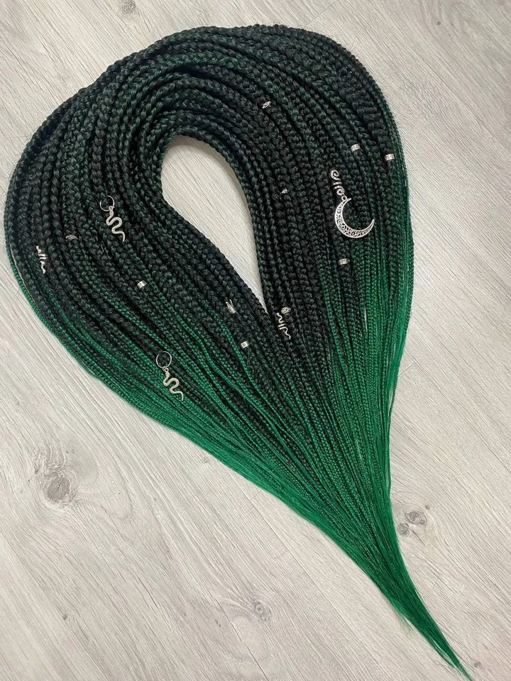Green synthetic Braids ombre hair extensions . Green dreads with beads. DE braids full set