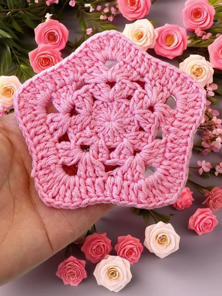 Simple Star Pattern Crochet PDF - Xmas Decor, Star, and Tree Designs - Quick and Easy PDF Tutorial for Beginners