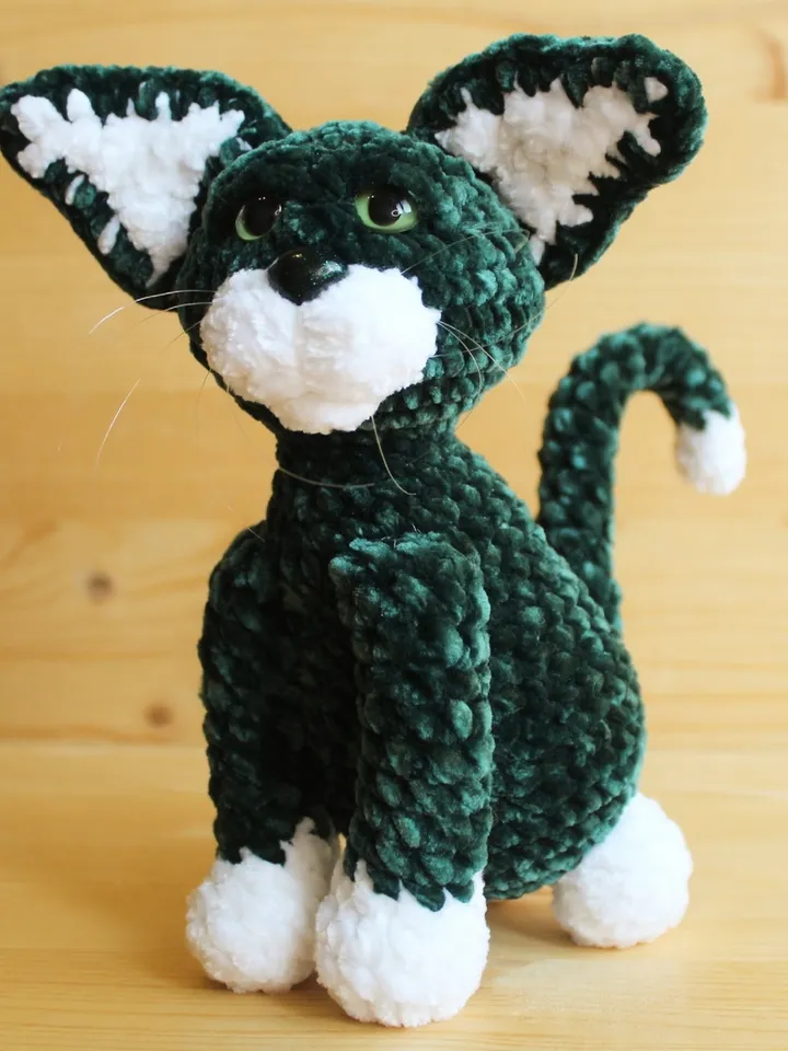 Crochet pattern Cat, Amigurumi toys - digital pattern PDF