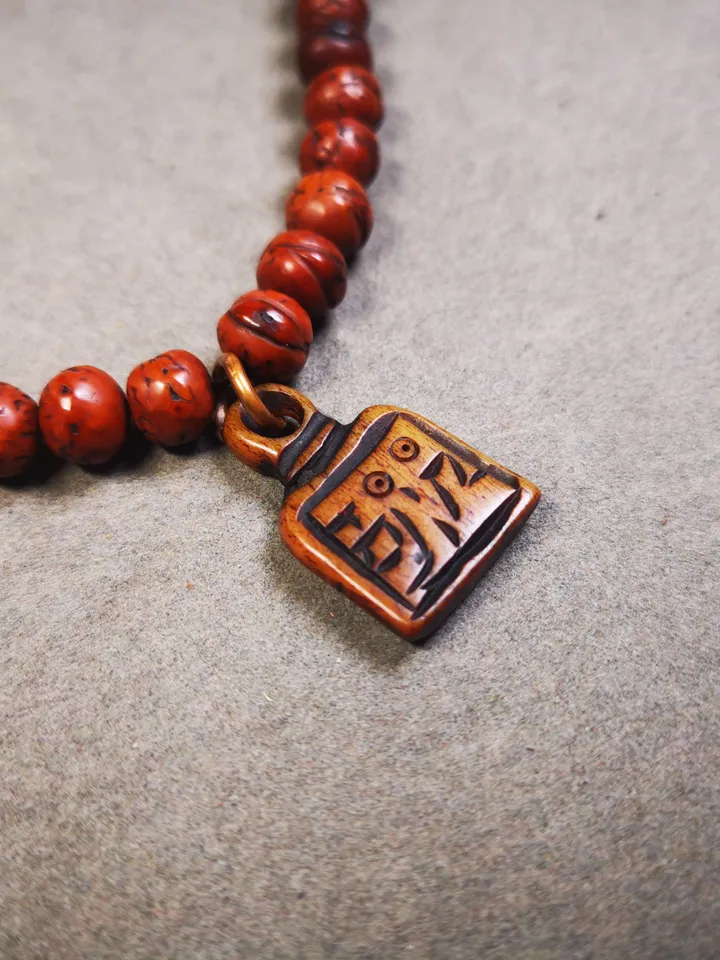 Yak Bone Carved Mantra Dot Mala Pendant,Bead Counter Clip, Prayer Bead Accessories,Gandhanra Tibetan Amulet