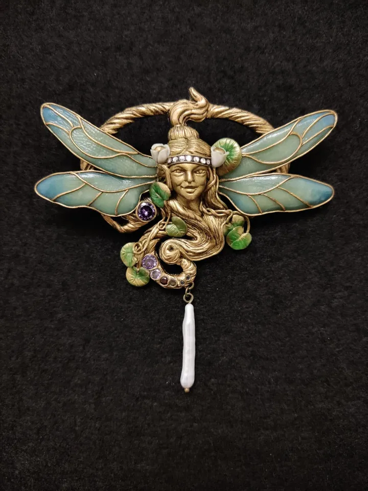 Dragonfly brooch,dragonfly pin,Insect brooch,Dragonfly charm,Dragonfly jewelry